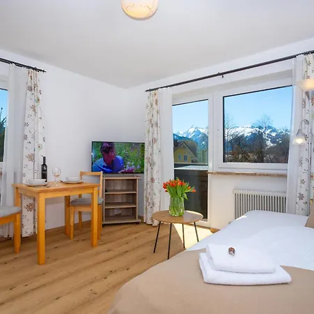Alpina - Zell Am Apartamento *