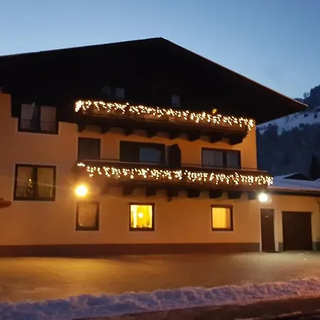 Haus Alpina Apartment Zell am See