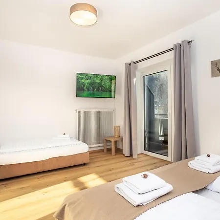 Alpina - Zell Am * Zell am See