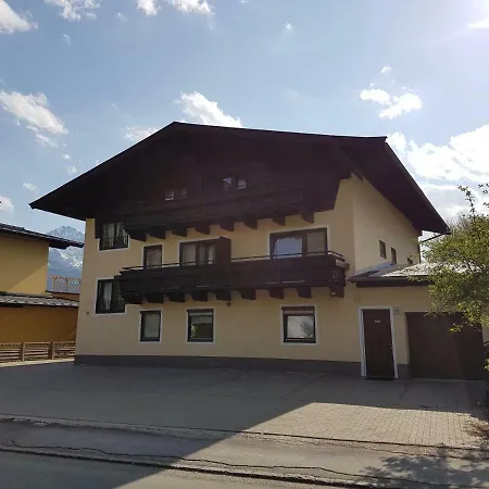 Haus Alpina Apartment Zell am See
